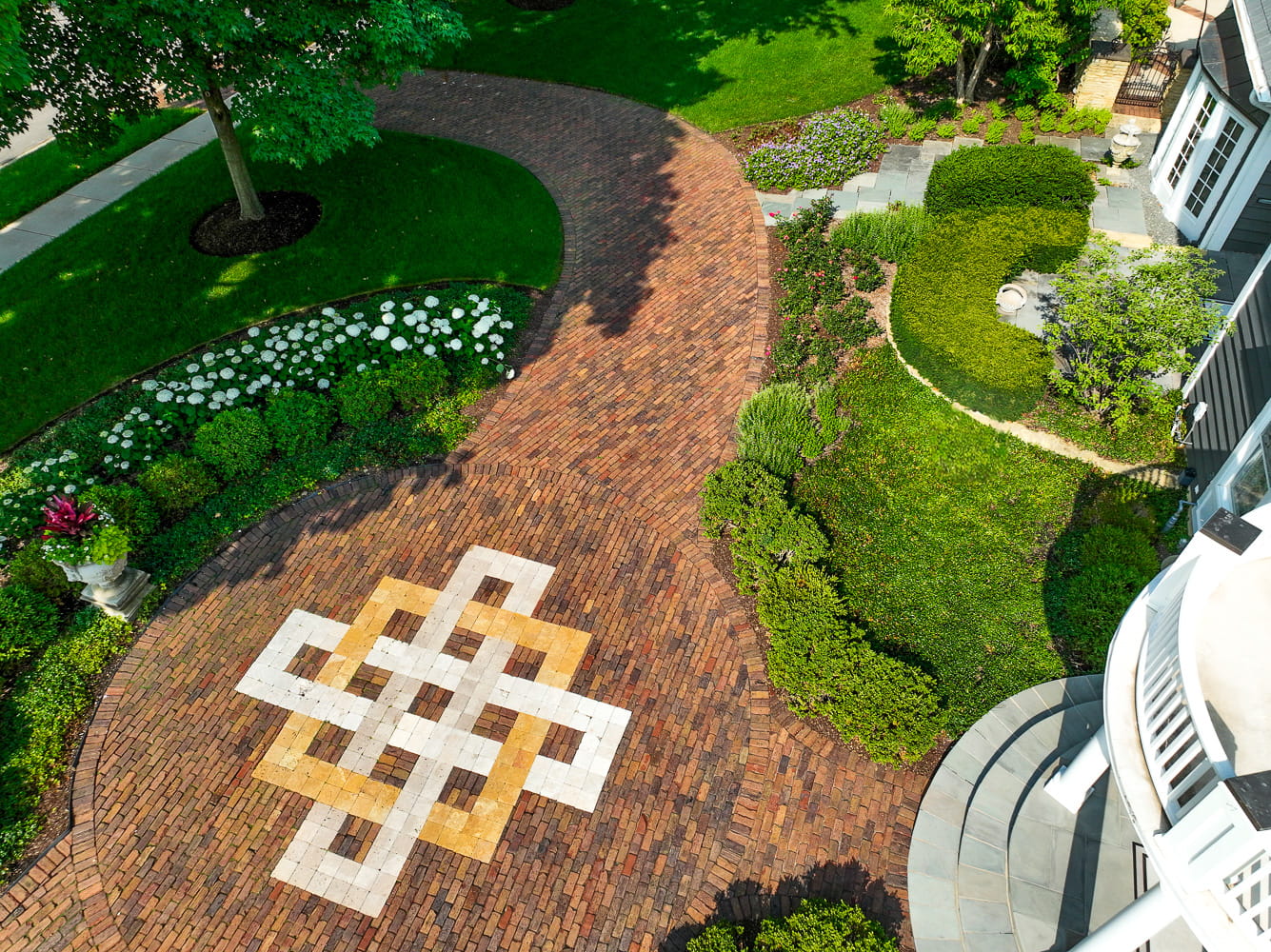 A well-designed landscape 03